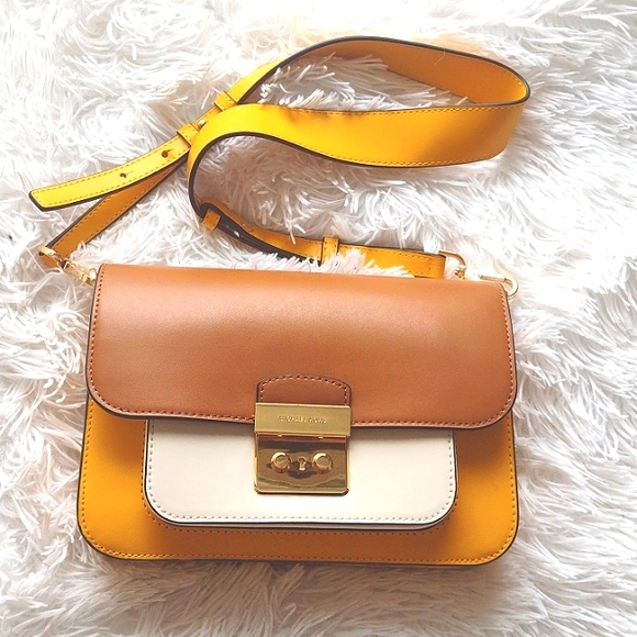 Michael Kors Handbags - Michael Kors Sloan Editor Color Block Leather bag